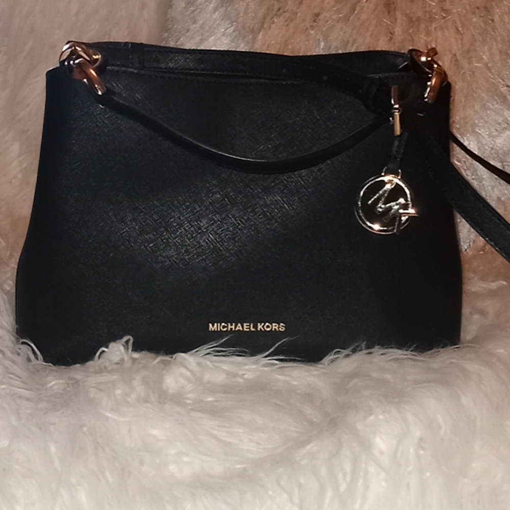 Michael Kors Portia LG EW SHLDR